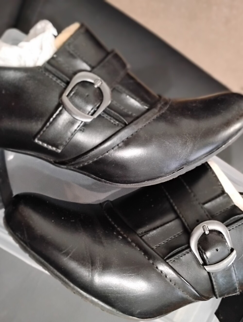 Pierre Dumas dress career heels 2 " black, silver hardware 8W
